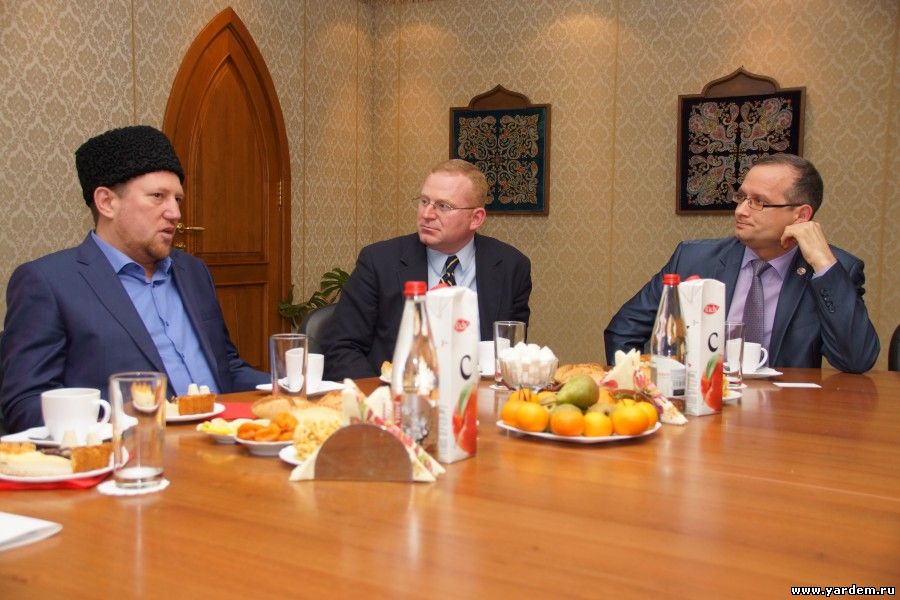 Заместитель муфтия Татарстана встретился с представителями посольства США. Общие новости