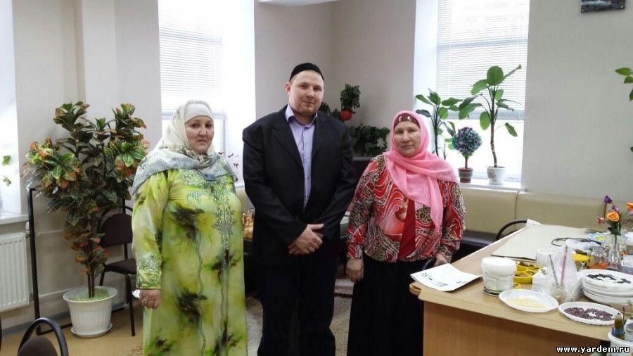 Руководитель программы ДУМ РТ Хадж посетил учебный центр мечети «Ярдэм». Общие новости
